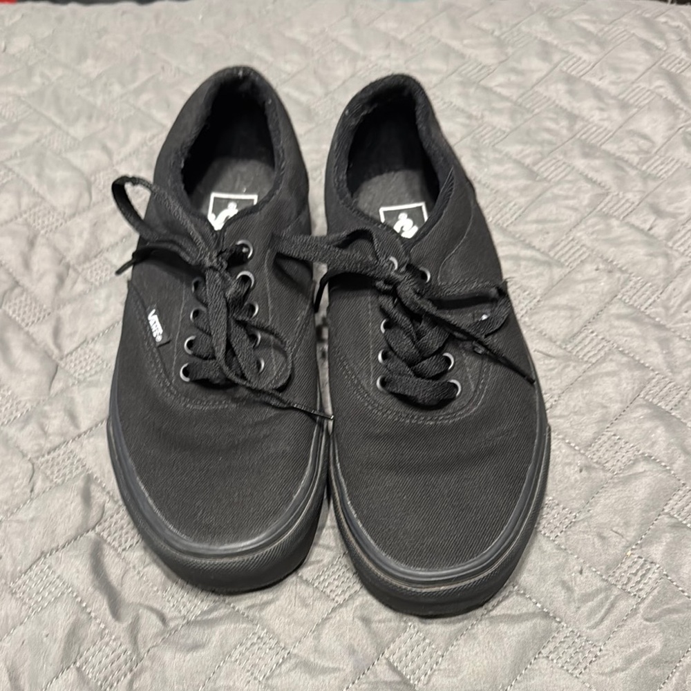 NWOT Vans Classic Black Canvas Shoes